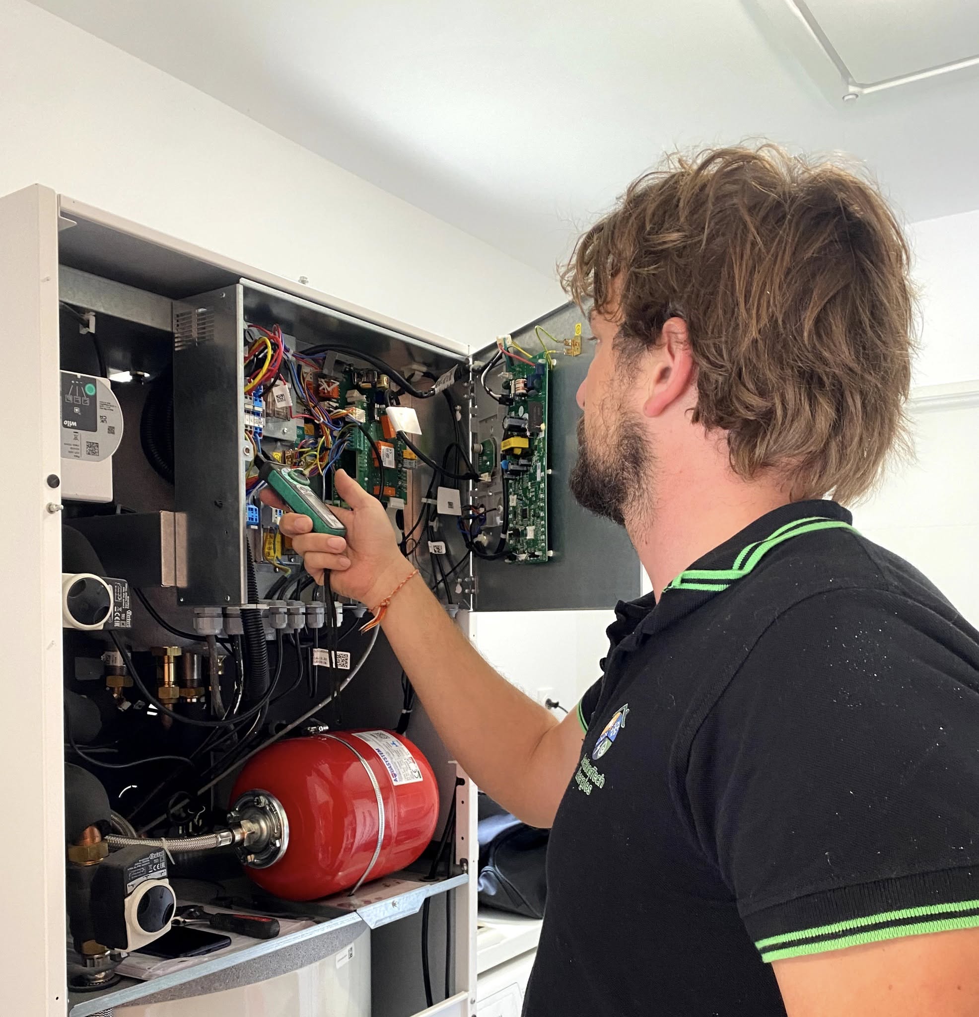 Entretien pompe à chaleur SolutionsTechEnergies photo 1