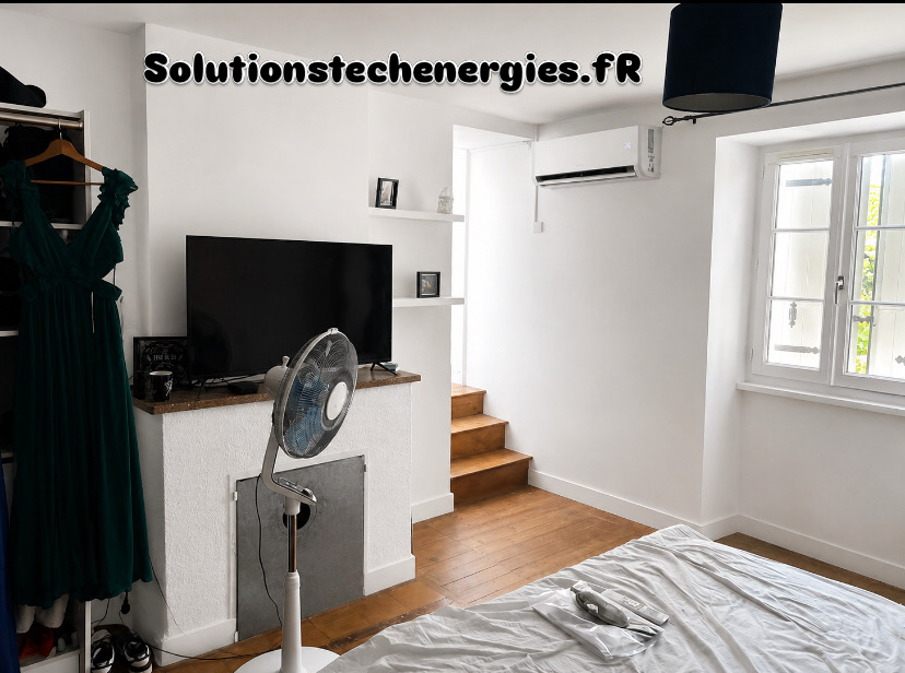 Climatisation Midea installée dans une chambre à Fouqueure