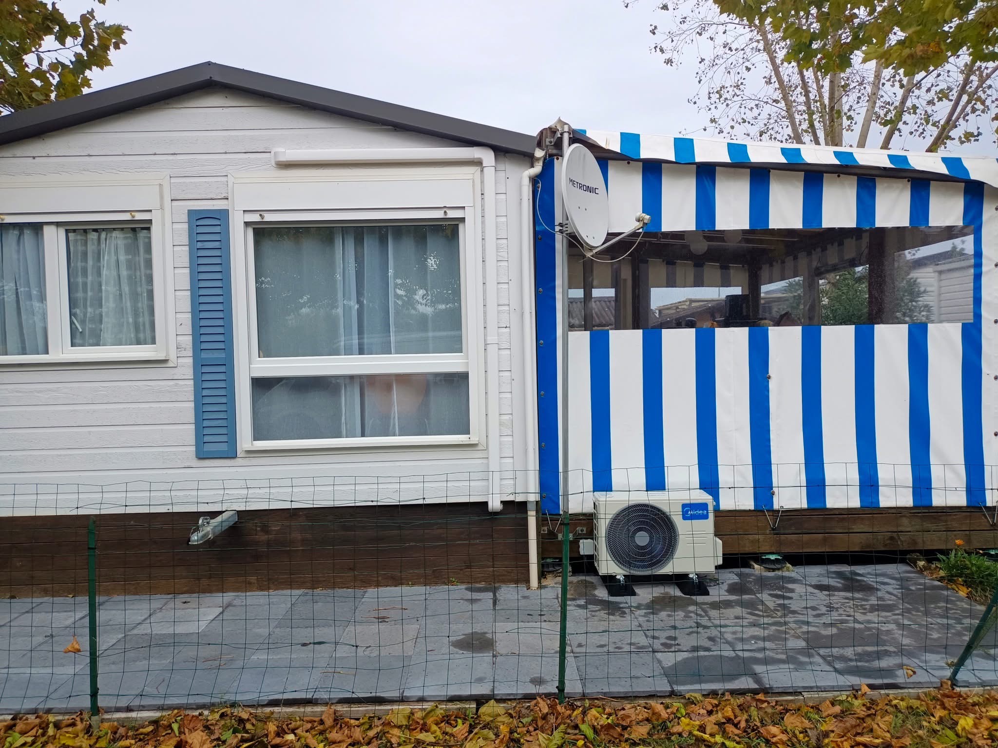 Mobil-home extérieur chantier 1