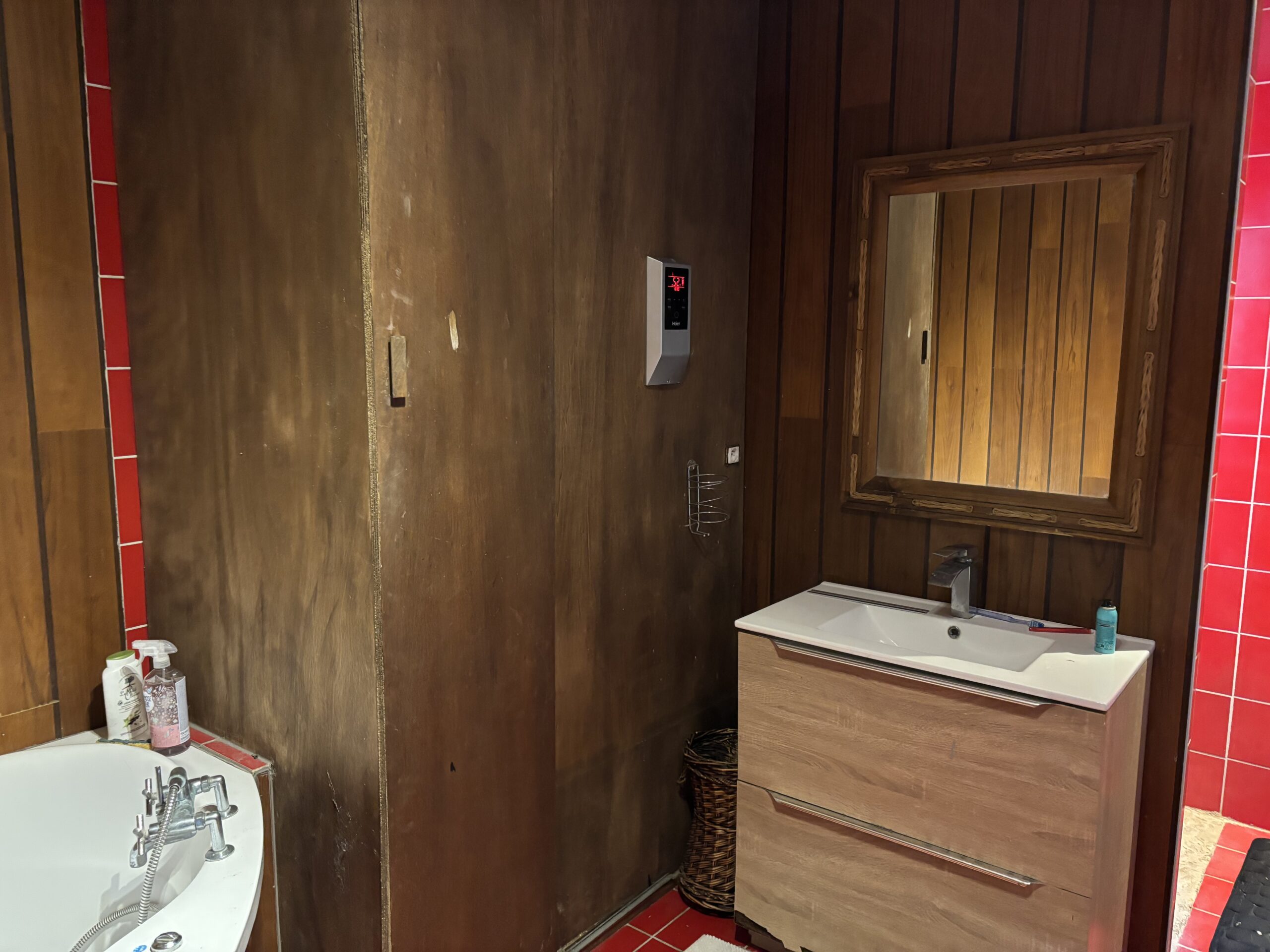 Commande murale Haier pour chauffe-eau thermodynamique